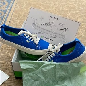 Cariuma OCA low canvas sneaker